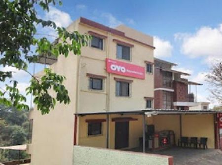 Hotel Nandanvan By Royal Stay Lonavala Exteriör bild